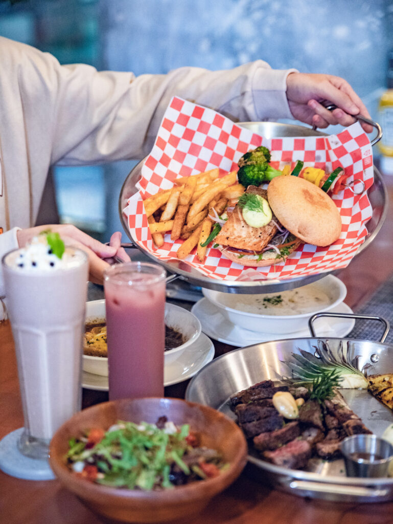 肉室美式漢堡東門聚餐慶生餐廳推薦創意料理